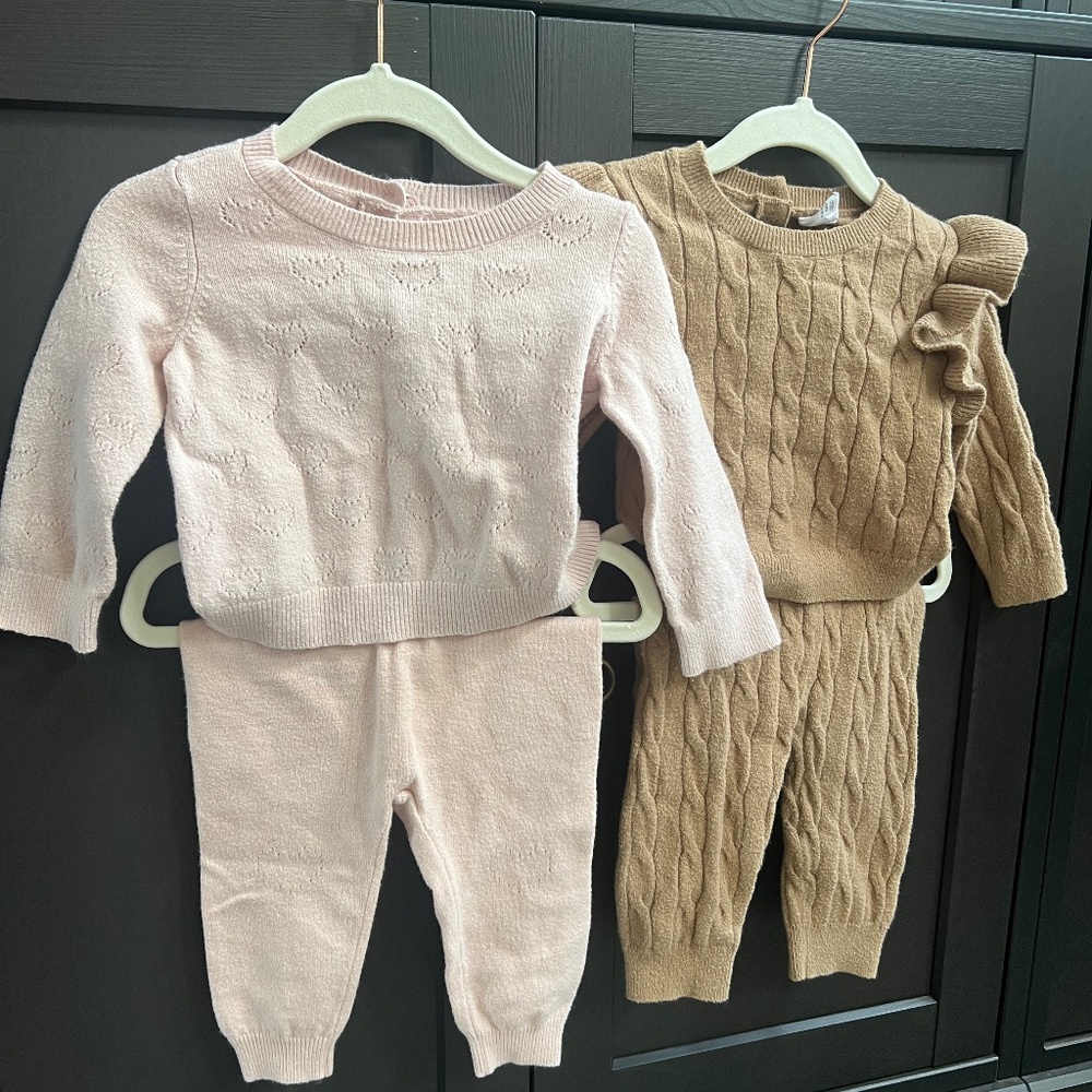 Baby Gap Set of Two Knit Matching Sets Baby Girl Size 6-9 months